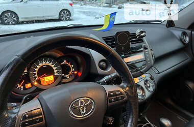 Внедорожник / Кроссовер Toyota RAV4 2009 в Киеве