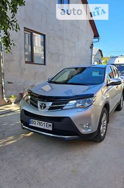 Внедорожник / Кроссовер Toyota RAV4 2014 в Чорткове