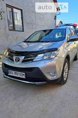 Внедорожник / Кроссовер Toyota RAV4 2014 в Чорткове