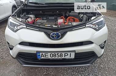 Внедорожник / Кроссовер Toyota RAV4 2017 в Львове