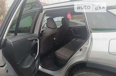 Позашляховик / Кросовер Toyota RAV4 2020 в Одесі