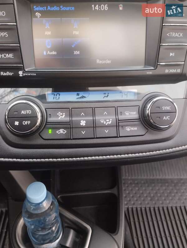 Позашляховик / Кросовер Toyota RAV4 2017 в Умані