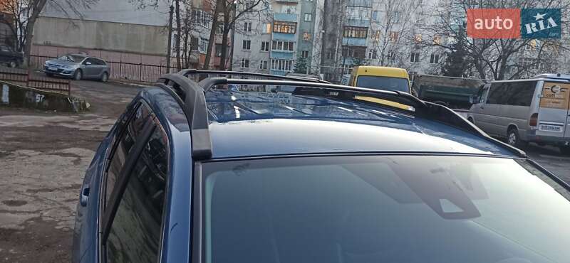 Позашляховик / Кросовер Toyota RAV4 2023 в Чернівцях