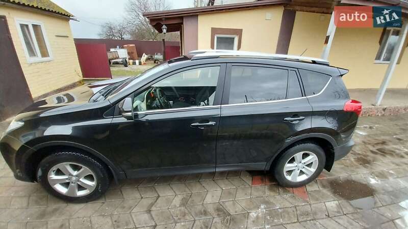 Позашляховик / Кросовер Toyota RAV4 2013 в Кропивницькому