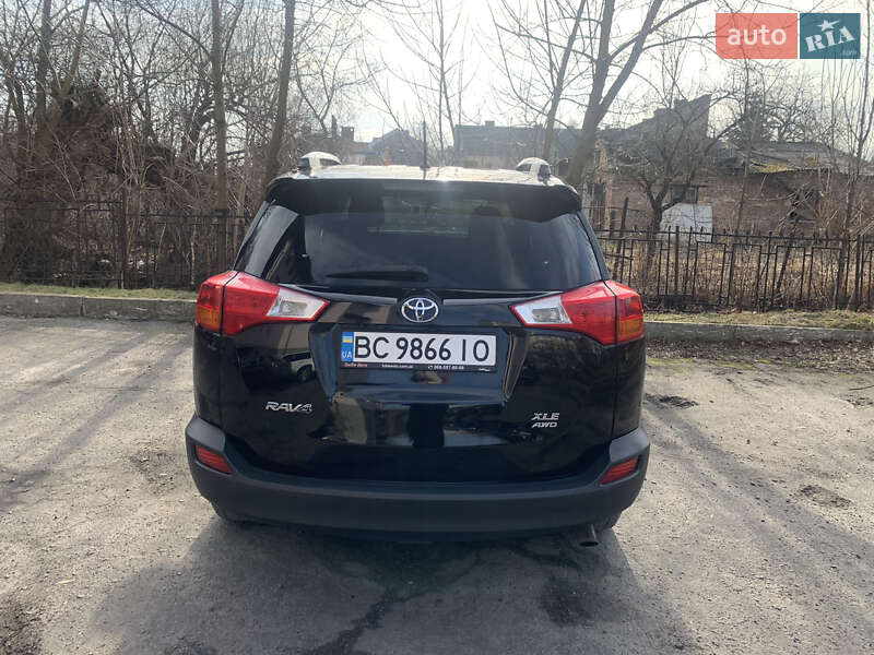 Внедорожник / Кроссовер Toyota RAV4 2013 в Жовкве