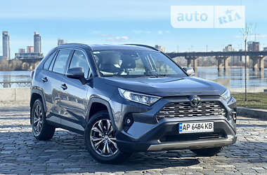 Позашляховик / Кросовер Toyota RAV4 2022 в Миколаєві