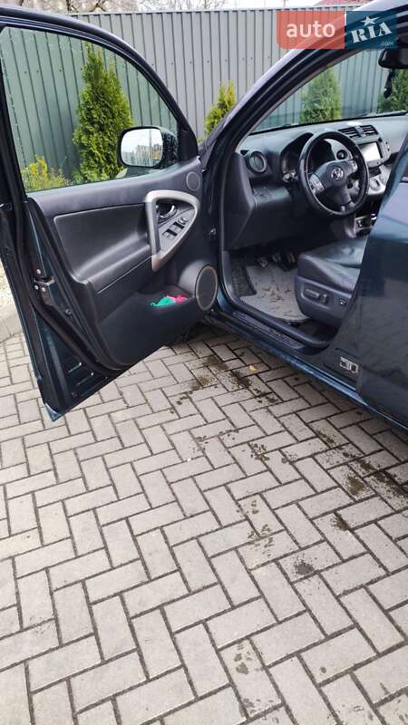 Позашляховик / Кросовер Toyota RAV4 2006 в Любешові фото 16 Позашляховик / Кросовер Toyota RAV4 2006 в Любешові