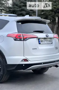 Toyota RAV4 2016