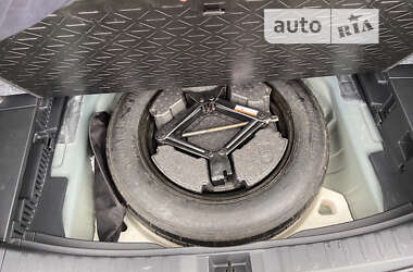 Внедорожник / Кроссовер Toyota RAV4 2021 в 