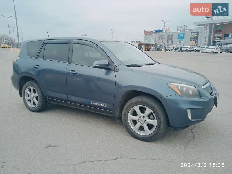 Внедорожник / Кроссовер Toyota RAV4 2012 в Одессе