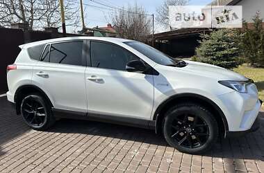 Внедорожник / Кроссовер Toyota RAV4 2018 в Запорожье