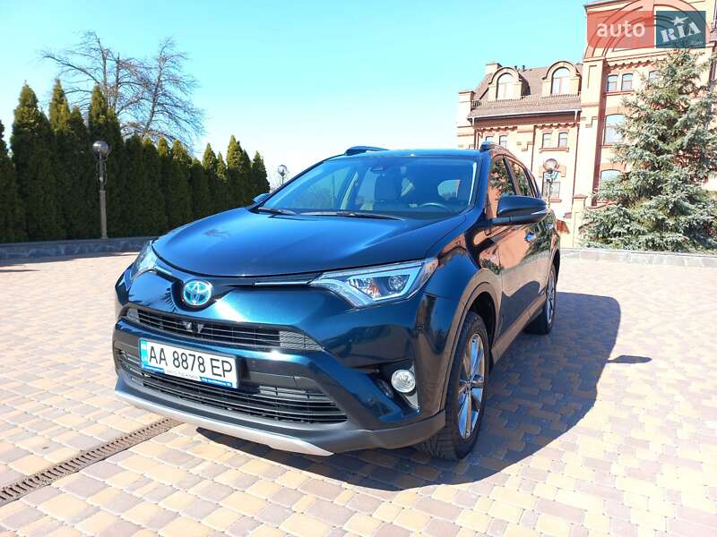 Позашляховик / Кросовер Toyota RAV4 2018 в Києві
