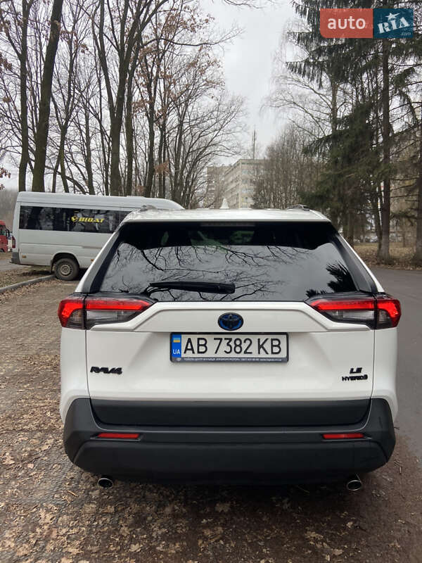 Внедорожник / Кроссовер Toyota RAV4 2019 в Виннице