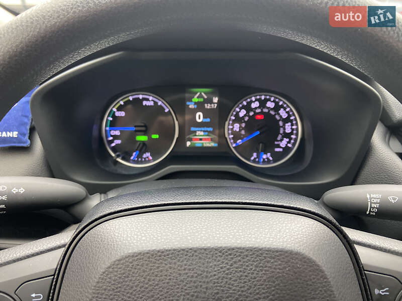 Внедорожник / Кроссовер Toyota RAV4 2019 в Виннице