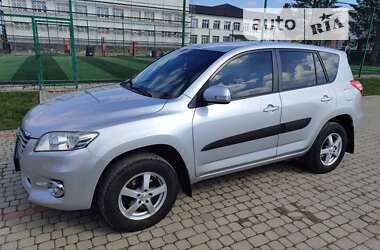 Внедорожник / Кроссовер Toyota RAV4 2011 в Самборе