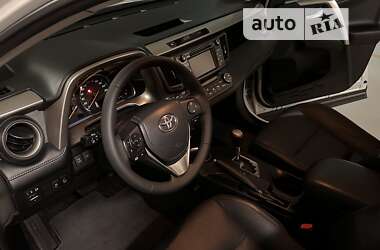 Позашляховик / Кросовер Toyota RAV4 2013 в Києві