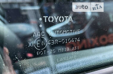 Внедорожник / Кроссовер Toyota RAV4 2021 в 