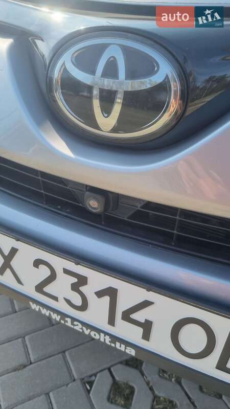 Позашляховик / Кросовер Toyota RAV4 2018 в Харкові