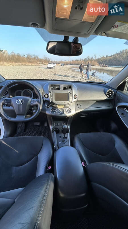 Позашляховик / Кросовер Toyota RAV4 2011 в Чернівцях фото 22 Позашляховик / Кросовер Toyota RAV4 2011 в Чернівцях