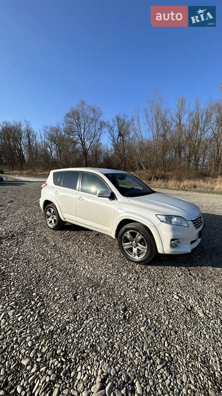 Позашляховик / Кросовер Toyota RAV4 2011 в Чернівцях фото 36 Позашляховик / Кросовер Toyota RAV4 2011 в Чернівцях