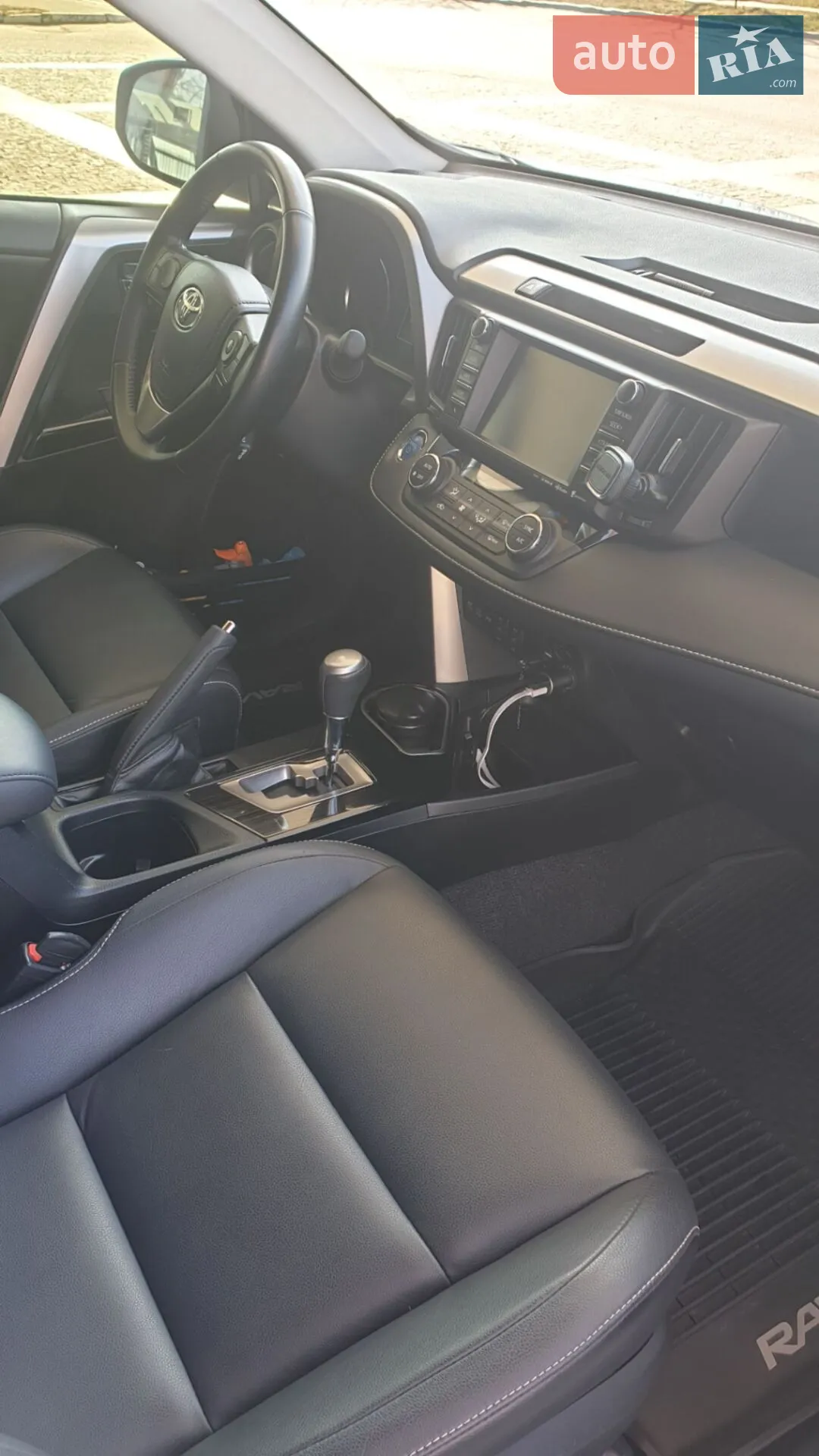 2016 Toyota RAV 4 - мініатюра 10