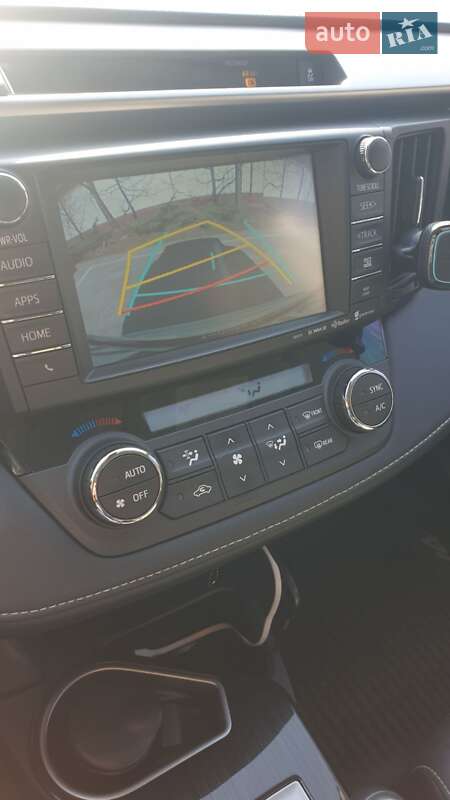 Внедорожник / Кроссовер Toyota RAV4 2016 в Днепре