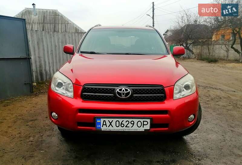 Внедорожник / Кроссовер Toyota RAV4 2008 в Харькове