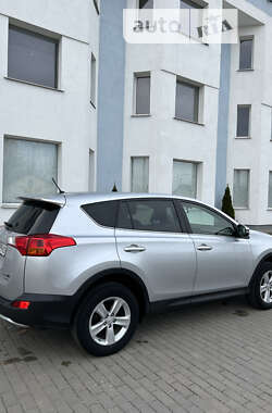 Внедорожник / Кроссовер Toyota RAV4 2013 в Житомире