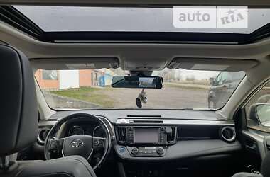 Внедорожник / Кроссовер Toyota RAV4 2016 в Дрогобыче