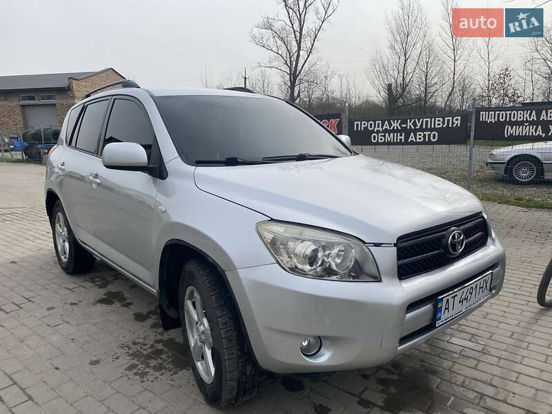 Позашляховик / Кросовер Toyota RAV4 2008 в Богородчанах