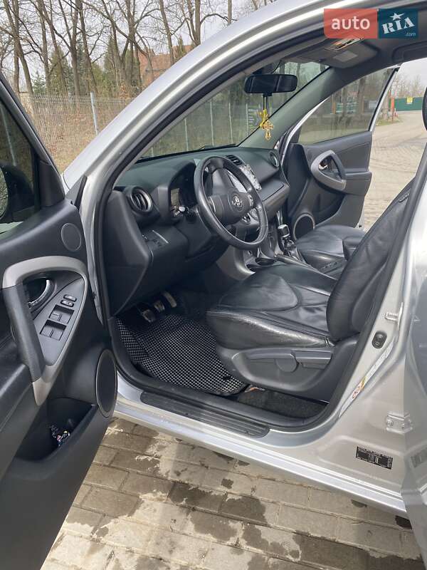 Позашляховик / Кросовер Toyota RAV4 2008 в Богородчанах