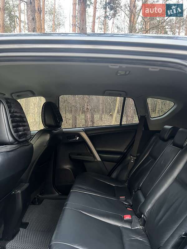 Позашляховик / Кросовер Toyota RAV4 2013 в Кропивницькому