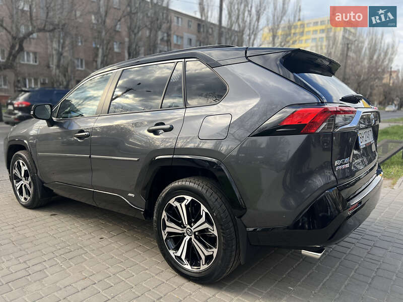 Внедорожник / Кроссовер Toyota RAV4 2022 в Одессе