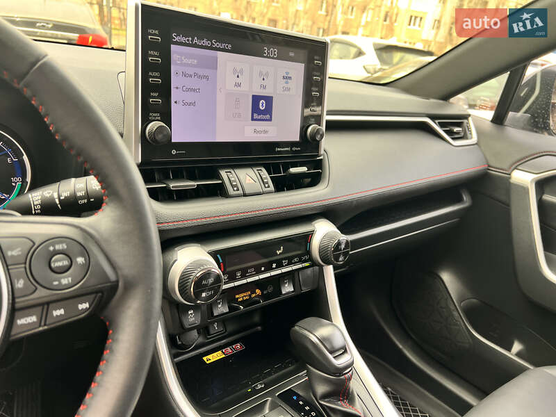 Внедорожник / Кроссовер Toyota RAV4 2022 в Одессе