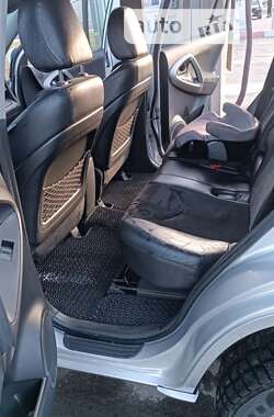 Внедорожник / Кроссовер Toyota RAV4 2010 в Виннице