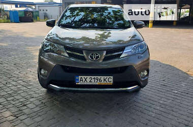 Позашляховик / Кросовер Toyota RAV4 2013 в Харкові