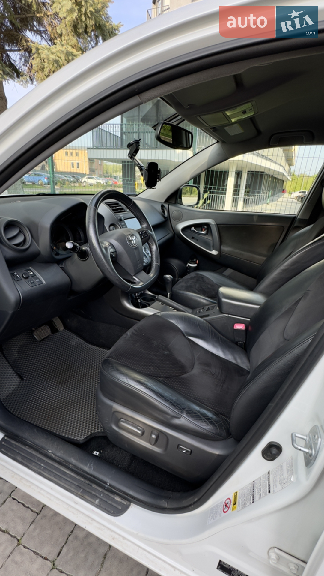 2010 Toyota RAV 4 - мініатюра 15