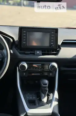Toyota RAV4 2019
