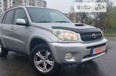 Позашляховик / Кросовер Toyota RAV4 2004 в Києві