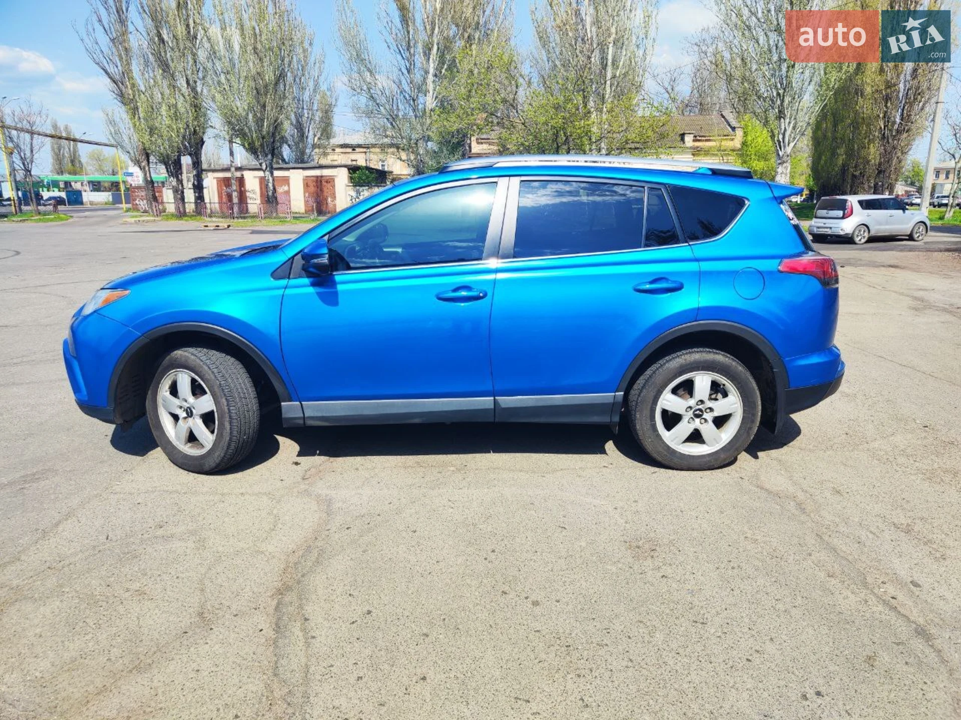 2017 Toyota RAV 4 - мініатюра 4