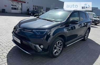 Внедорожник / Кроссовер Toyota RAV4 2015 в Виннице