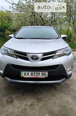 Внедорожник / Кроссовер Toyota RAV4 2015 в Шепетовке