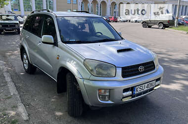 Внедорожник / Кроссовер Toyota RAV4 2002 в Славянске