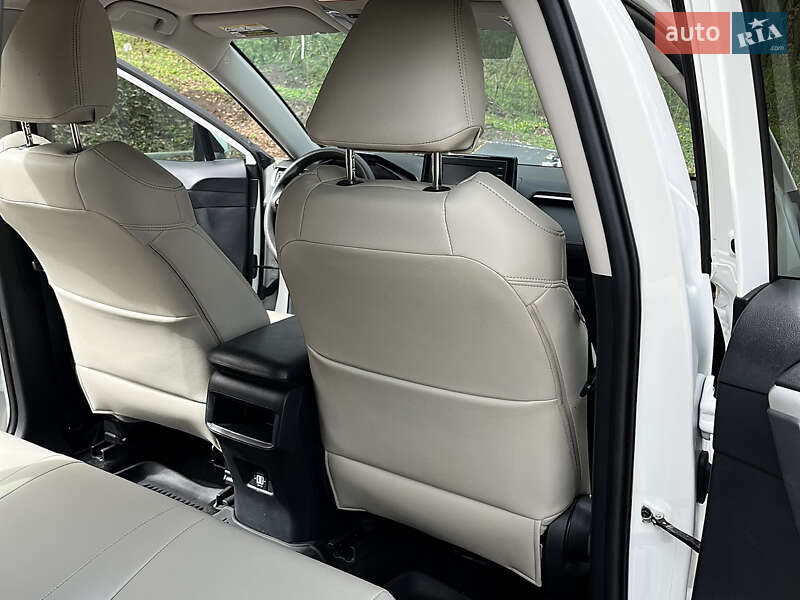 Внедорожник / Кроссовер Toyota RAV4 2020 в Тернополе фото 15 Внедорожник / Кроссовер Toyota RAV4 2020 в Тернополе