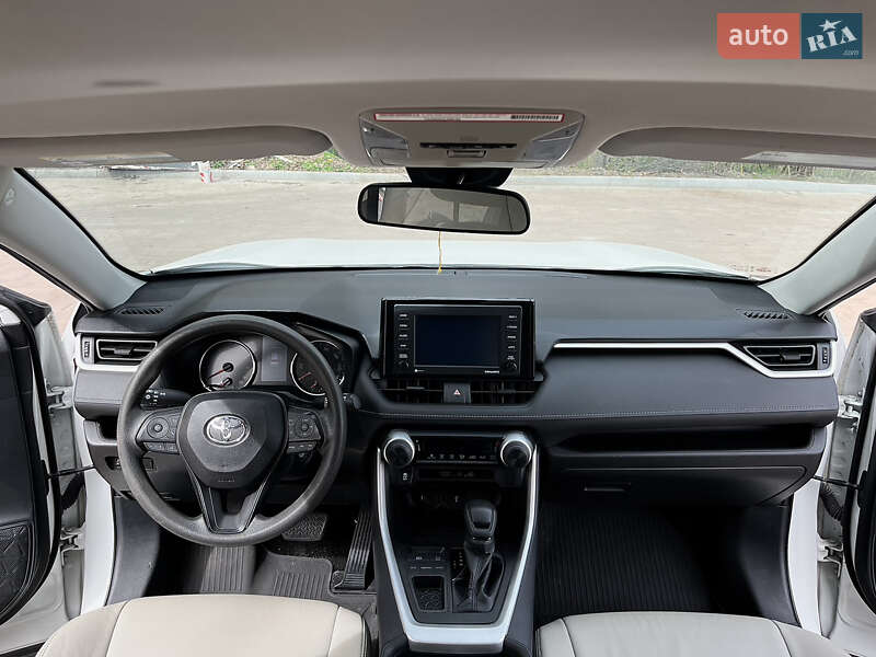 Внедорожник / Кроссовер Toyota RAV4 2020 в Тернополе фото 18 Внедорожник / Кроссовер Toyota RAV4 2020 в Тернополе