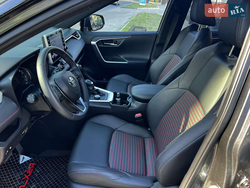 Внедорожник / Кроссовер Toyota RAV4 2022 в Одессе