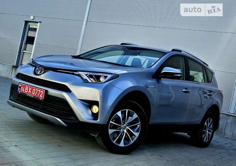 Позашляховик / Кросовер Toyota RAV4 2018 в Києві