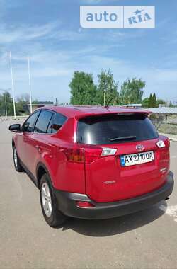 Внедорожник / Кроссовер Toyota RAV4 2013 в Харькове