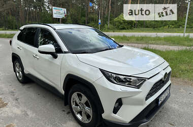 Позашляховик / Кросовер Toyota RAV4 2019 в Києві