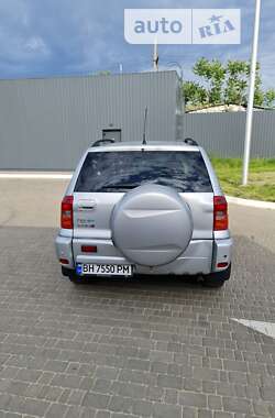 Внедорожник / Кроссовер Toyota RAV4 2002 в Одессе